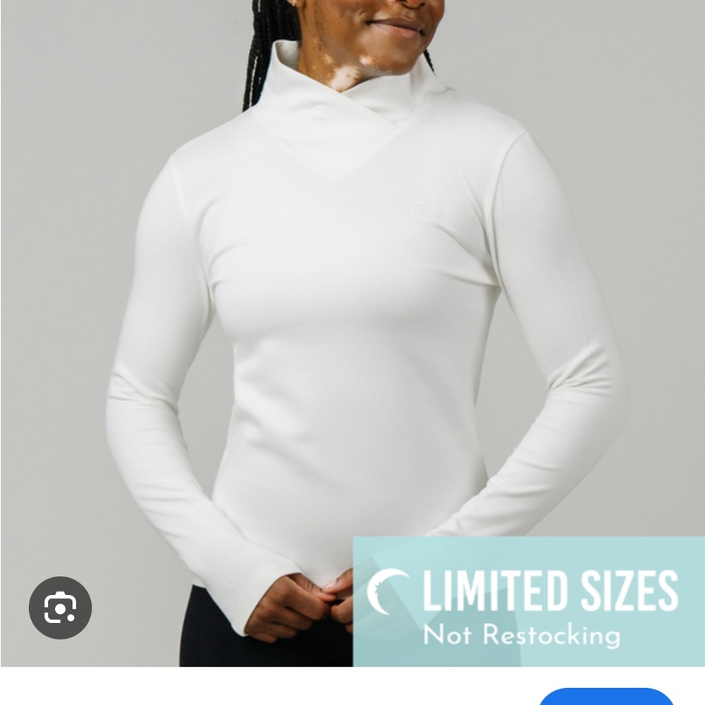 Zyia Soft White Abigail T